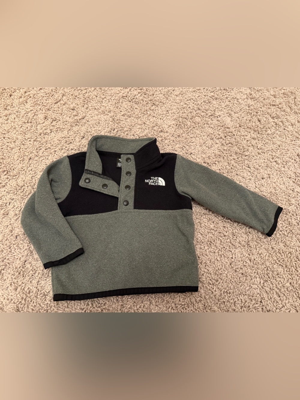 The North Face Kids Grey and Black Snap Pullover Fleece